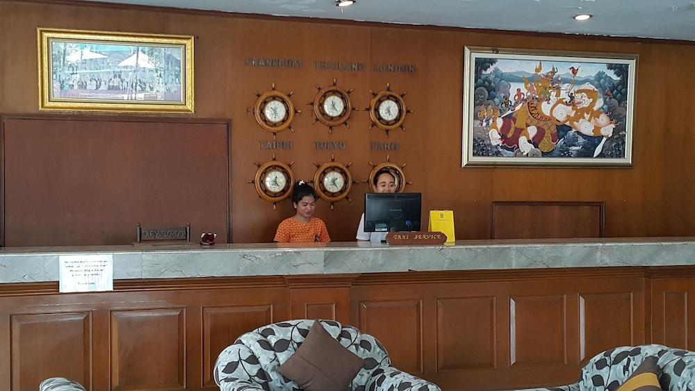 Windmill Resort Hotel Pattaya Exterior foto